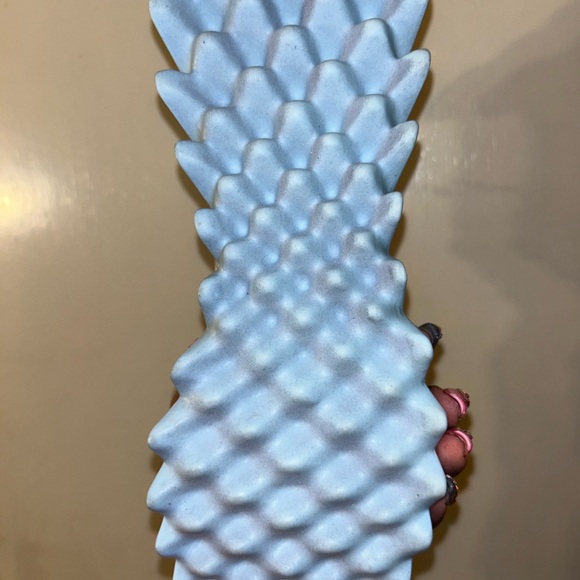 Brand New— Women Sneakers - Picture 2 of 8